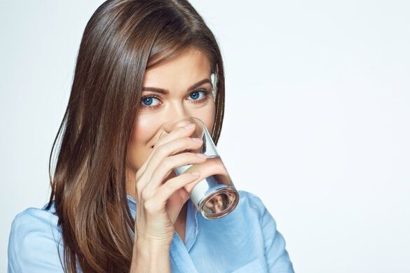 Gryno vandens naudojimas yra būtina sąlyga norint nutraukti grikių dietą. 