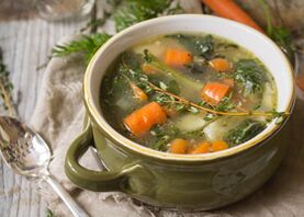 Dietos meniu po tulžies pūslės pašalinimo yra daržovių sriubos